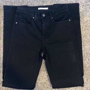 Levi’s 724 High Rise Straight Women’s Jeans Black